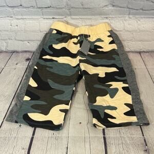 Miki Miette Boy’s Camo Pattern Shorts